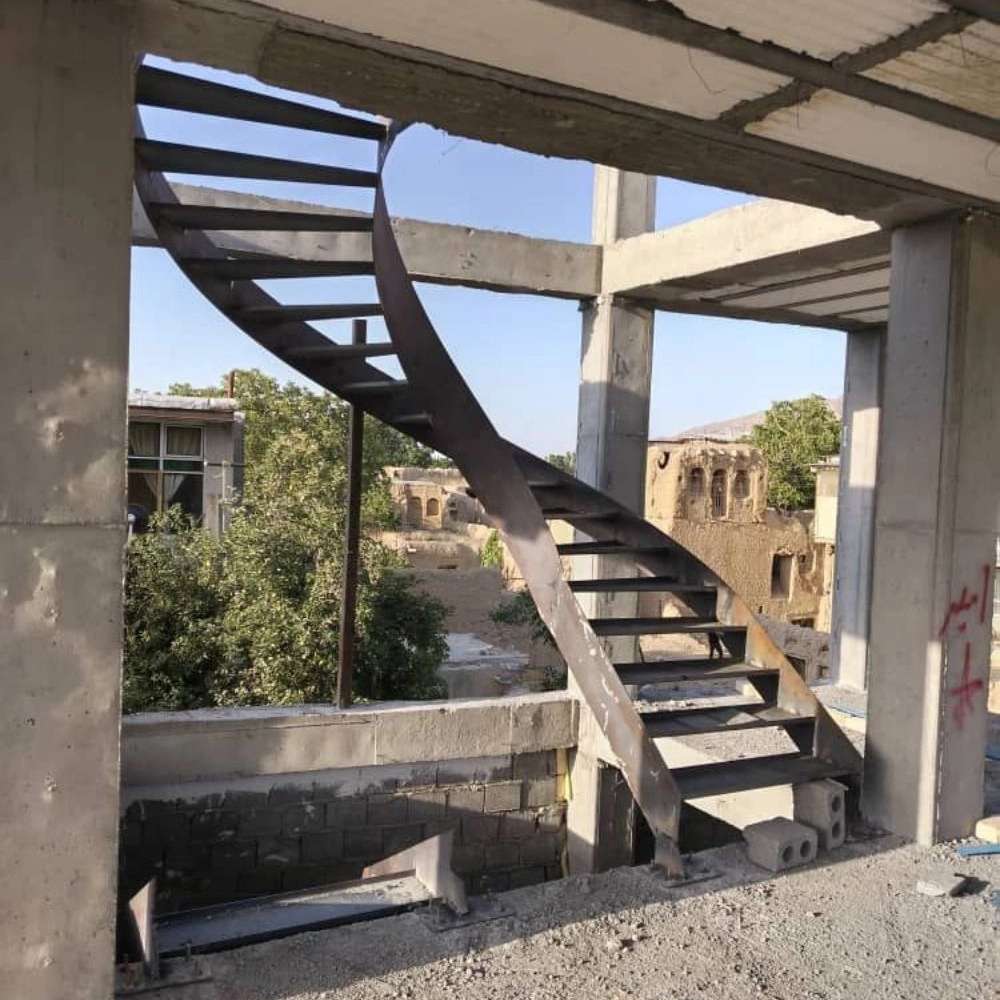 فراز پله در نجف آباد اصفهان