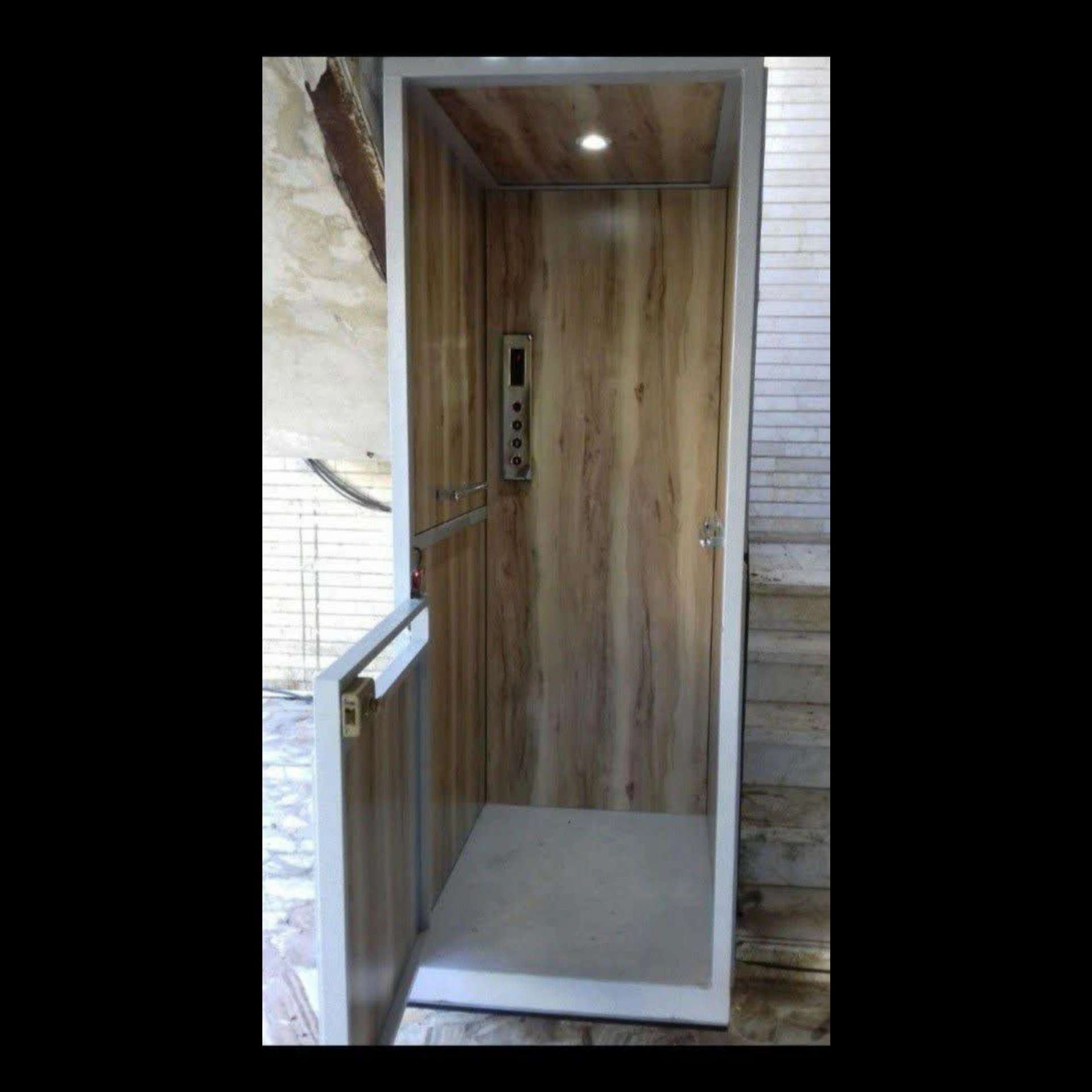 بالابر کابین دار