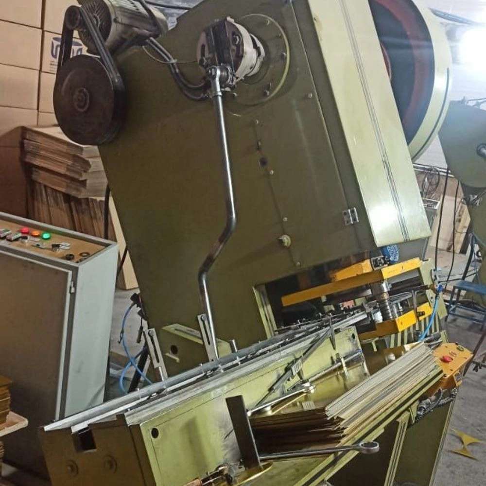 ساخت تعمیر دستگاه صنعتی
