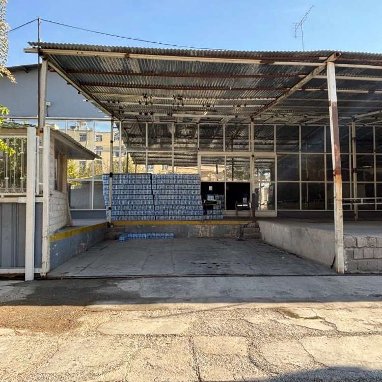 کارخانه آب معدنی
