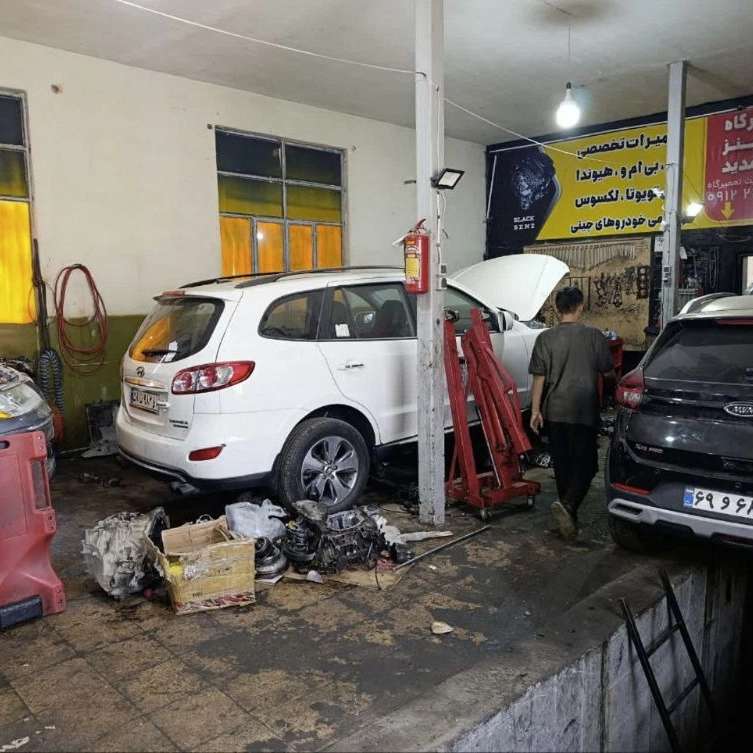 امداد خودرو هراز با خدمات شبانه روزی