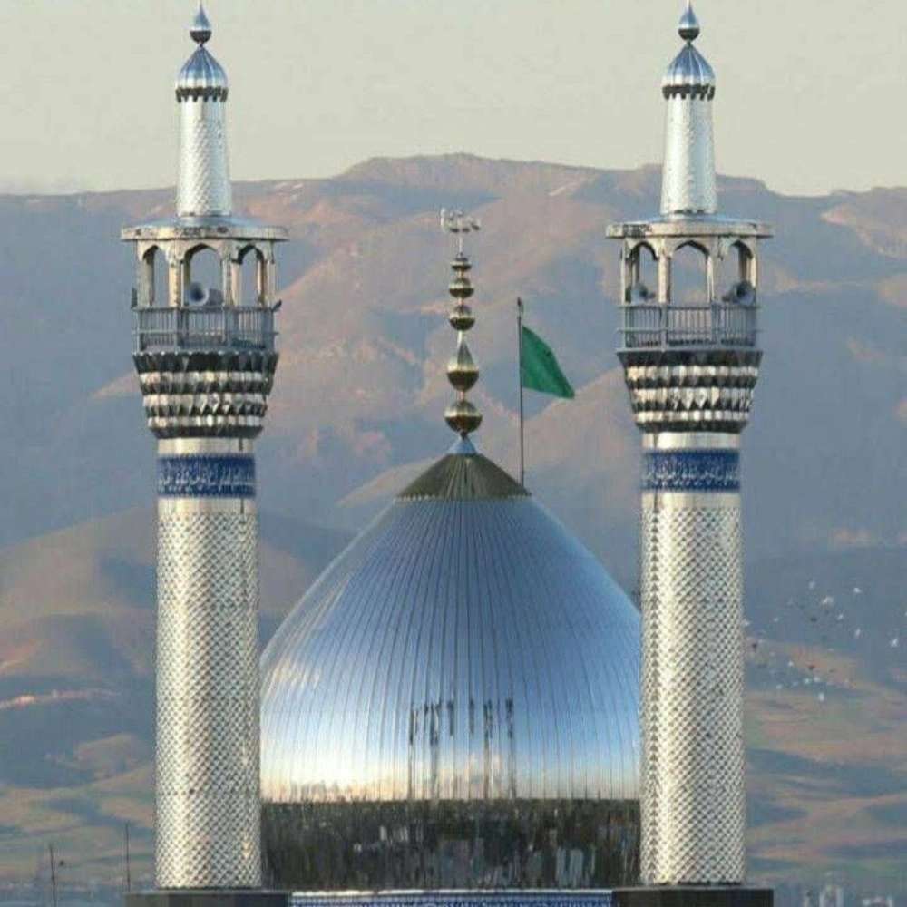 دکوراسیون داخلی گنبد و شبستان با روکش استیل