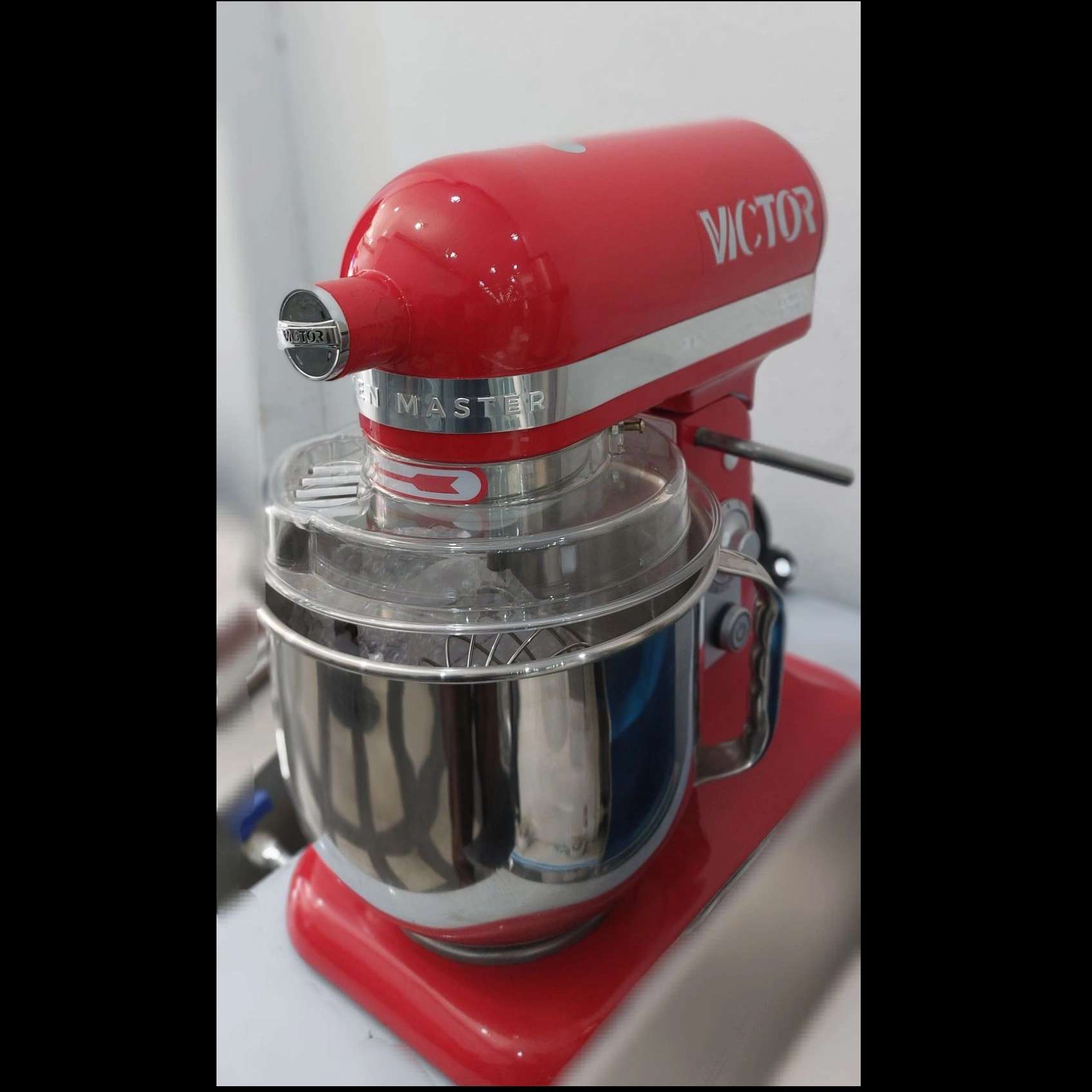 میکسر صنعتی قنادی سایز مینی VICTOR
