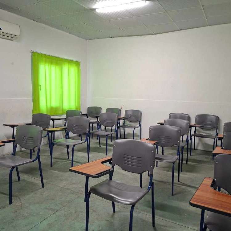 دبیرستان دخترانه در آمل