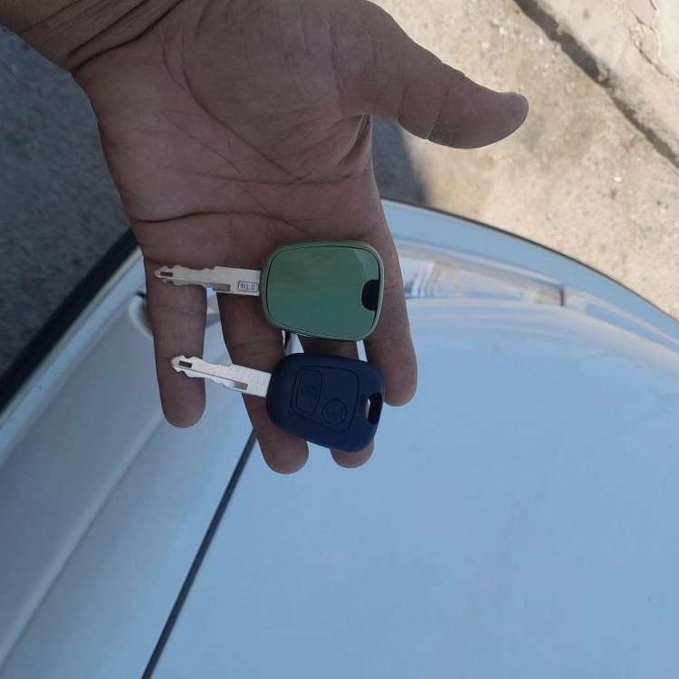 کلید و ریموت پارس