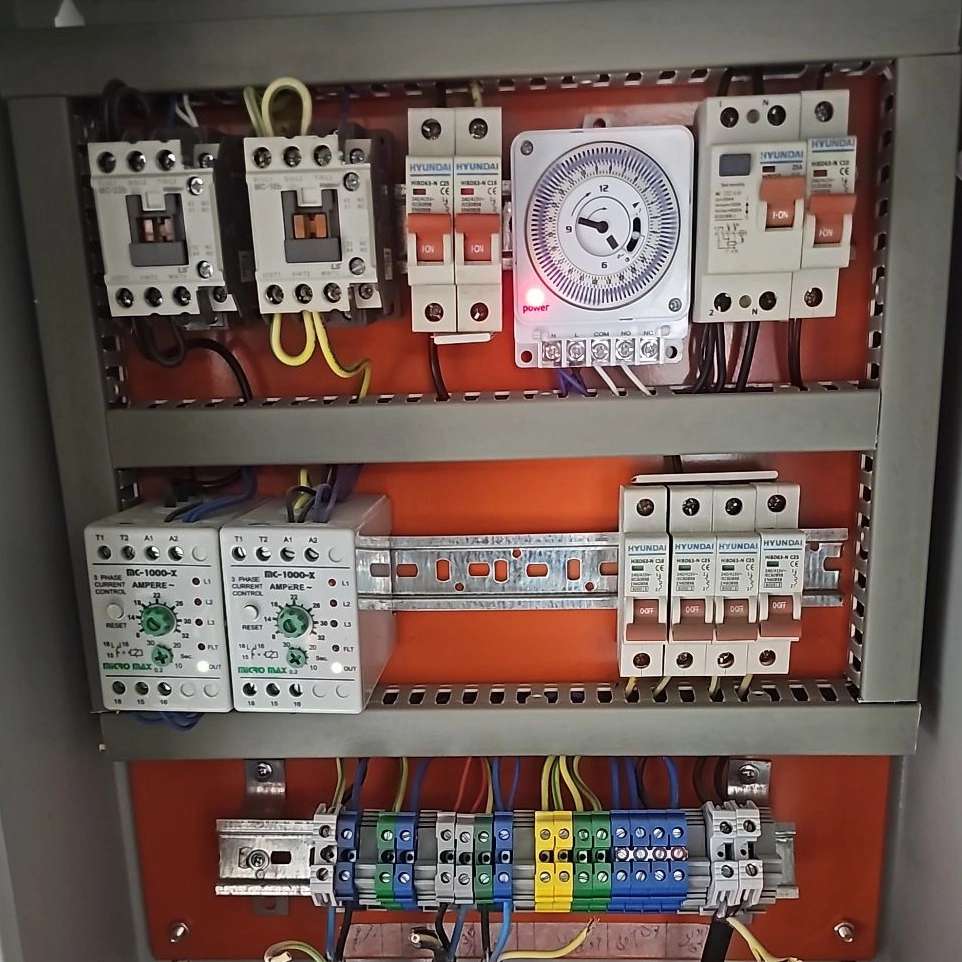 اجرای سقف متحرک استخر و پارکینگ در کرج