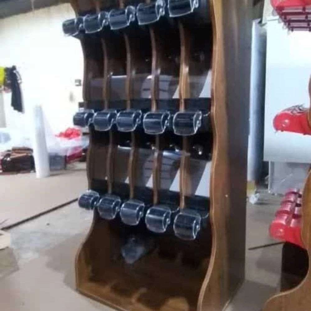 الینا استند اصفهان