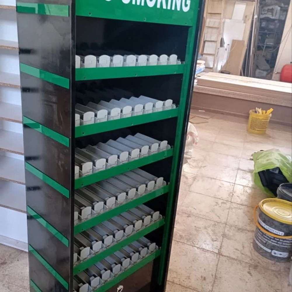 الینا استند اصفهان