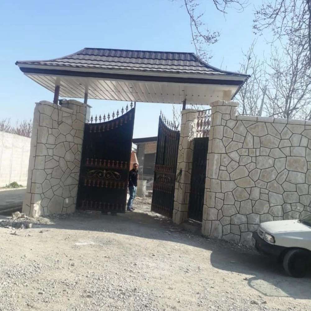 نصب سقف شیروانی فلزی