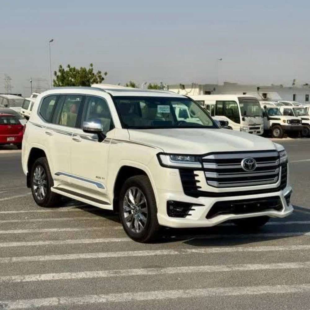 ترخیص خودروهای لوکس در بندرعباس