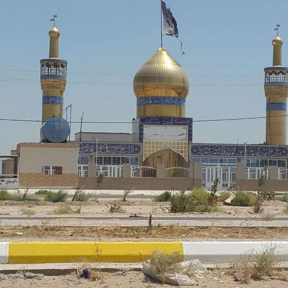 ساخت گنبد و گلدسته استیل طلایی در عراق بین نجف کربلا