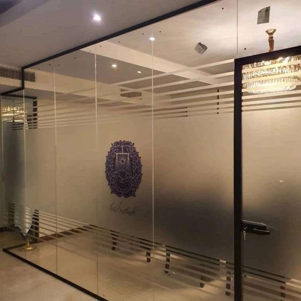 نصب پارتیشن شیشه ای در قزوین