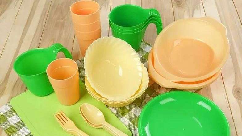 فروشگاه لوازم پلاستیک و کادویی
