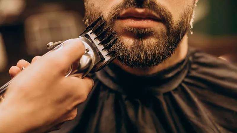 آرایشگاه شانه طلایی ملکی