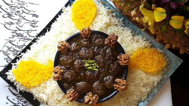 غذا خوری عمو نصیر در رشت