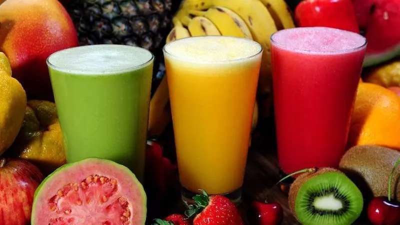 تولید آبمیوه طبیعی آب زرشکی