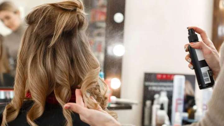 آرایشگاه زنانه هیر کات
