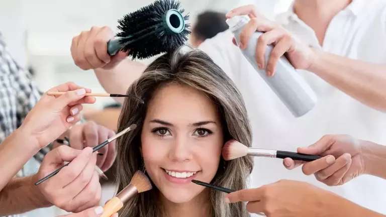 آرایشگاه زنانه هیر کات