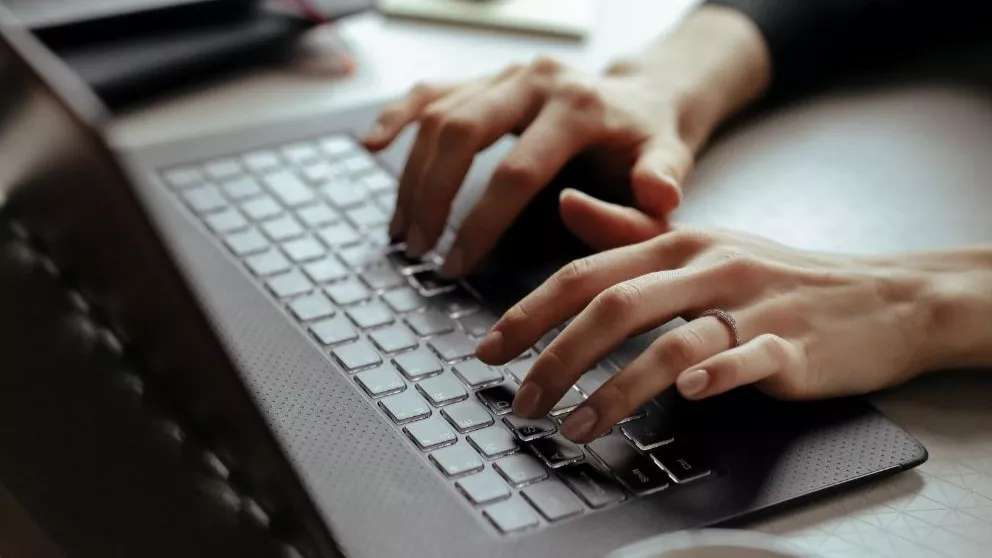 مجتمع آموزشی تک پرداز