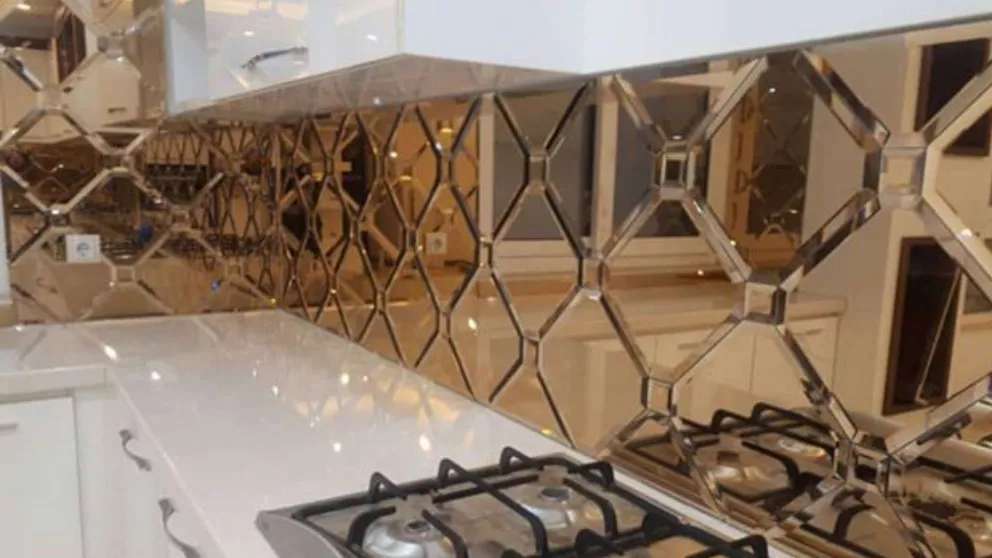 دکوراسیون داخلی آینه