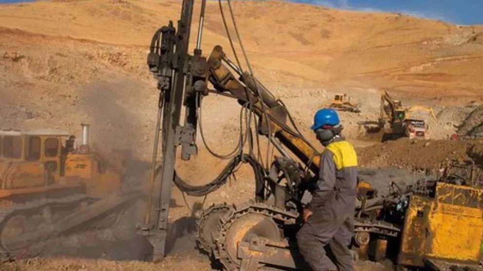 حفاری تا اکتشاف خدا بخشی