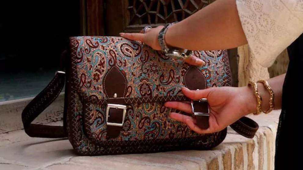 کیف و کفش حسینی