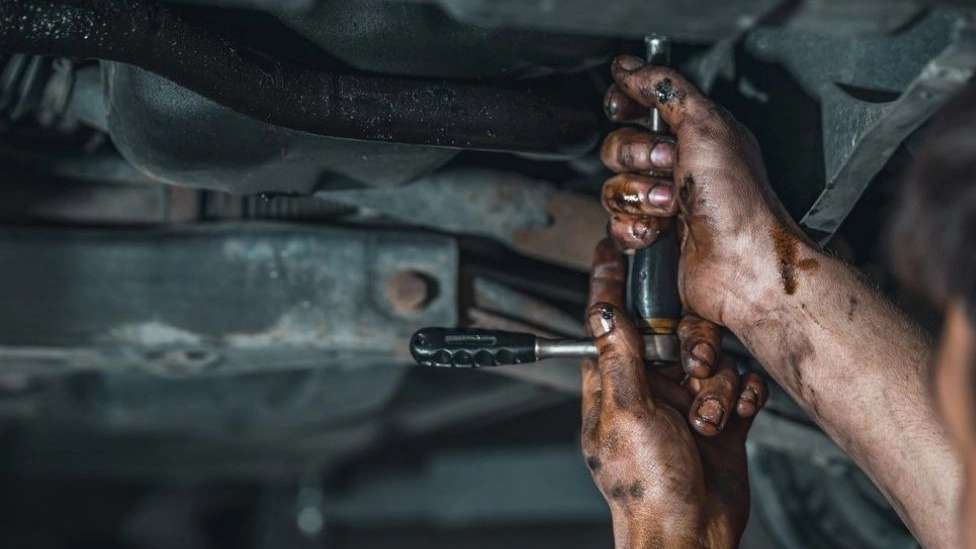 تعمیرگاه اتوسرویس ۱۱۰ یوسف