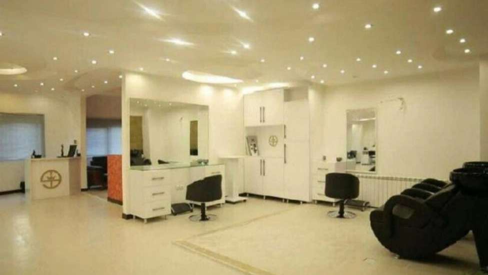 آموزشگاه زیبایی حوریان