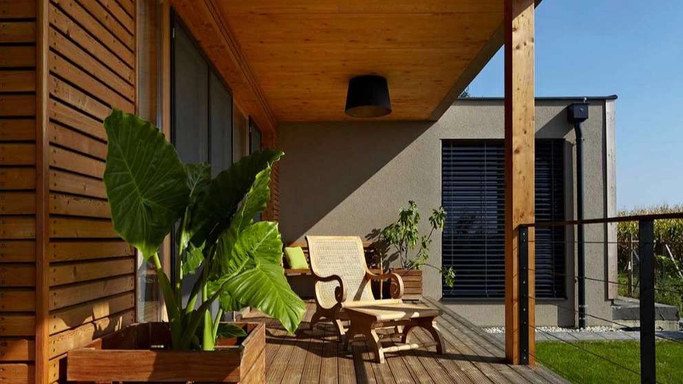 نمای چوبی ساختمان ایرانی وود