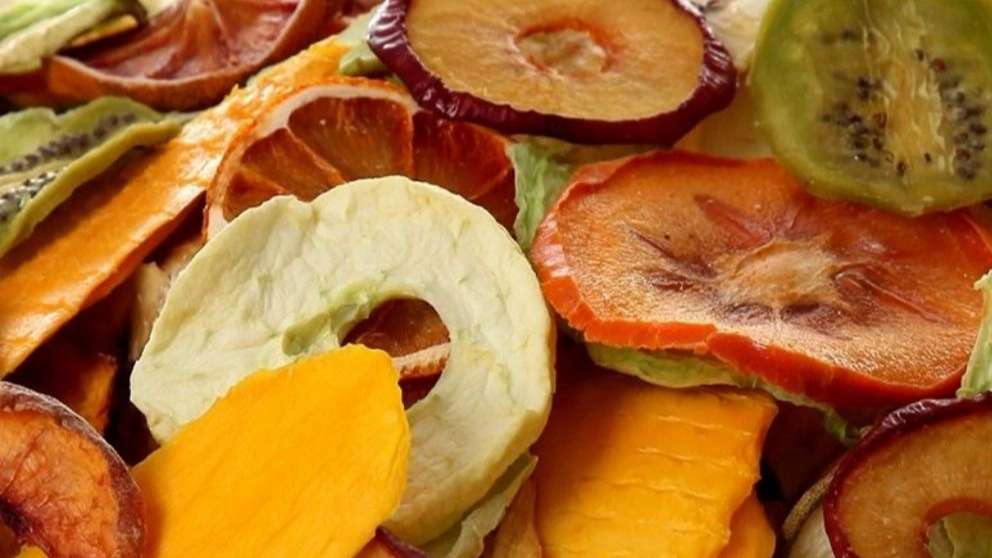 آلو قیصی و میوه خشک موسوی