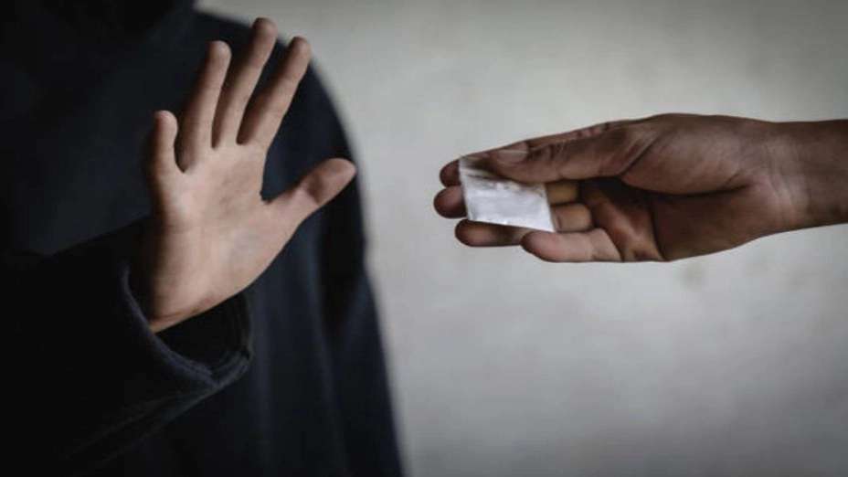 کمپ ترک اعتیاد میلادی دوباره