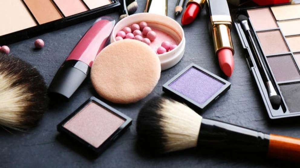 فروشگاه آرایشی و بهداشتی النا