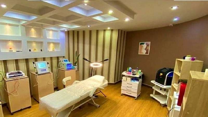 کلینیک تخصصی لیزر مو زائد