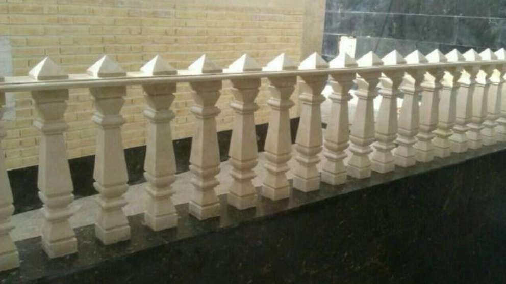 نمای ساختمان رومی رهام نما
