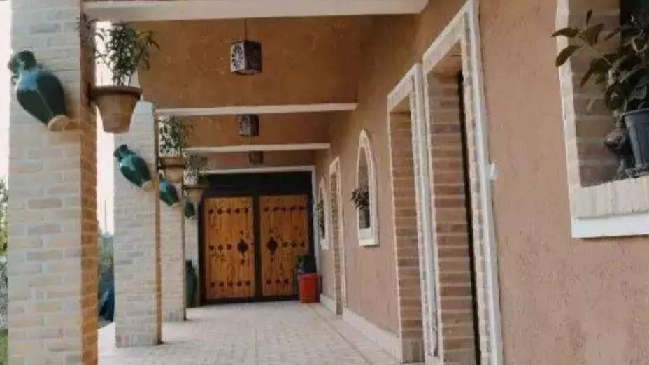 اقامتگاه بومگردی دزک