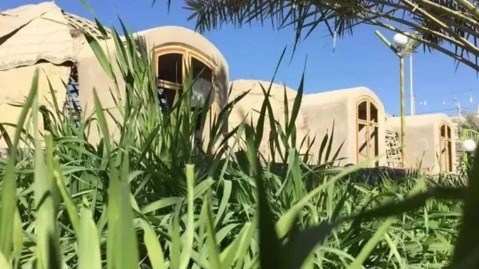 اقامتگاه بومگردی دزک