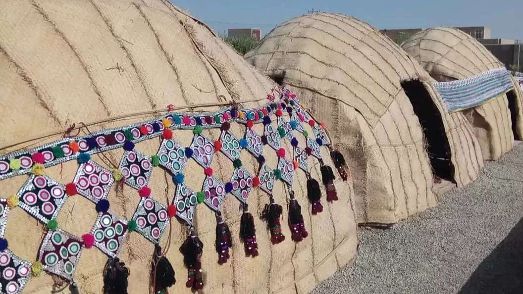 اقامتگاه بومگردی دزک