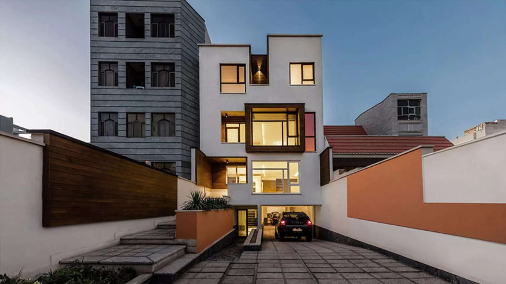 ساخت و فروش آپارتمان و مسکن