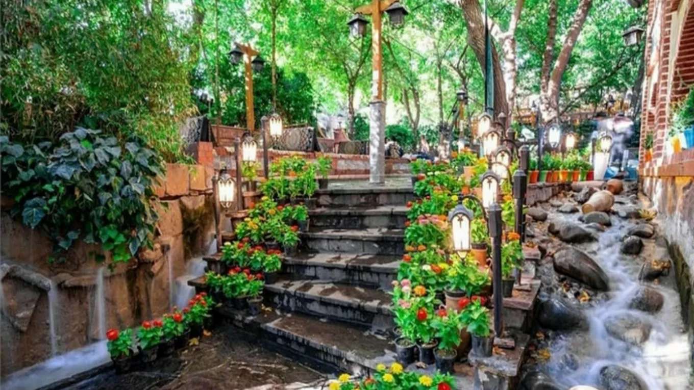 باغ رستوران سروش