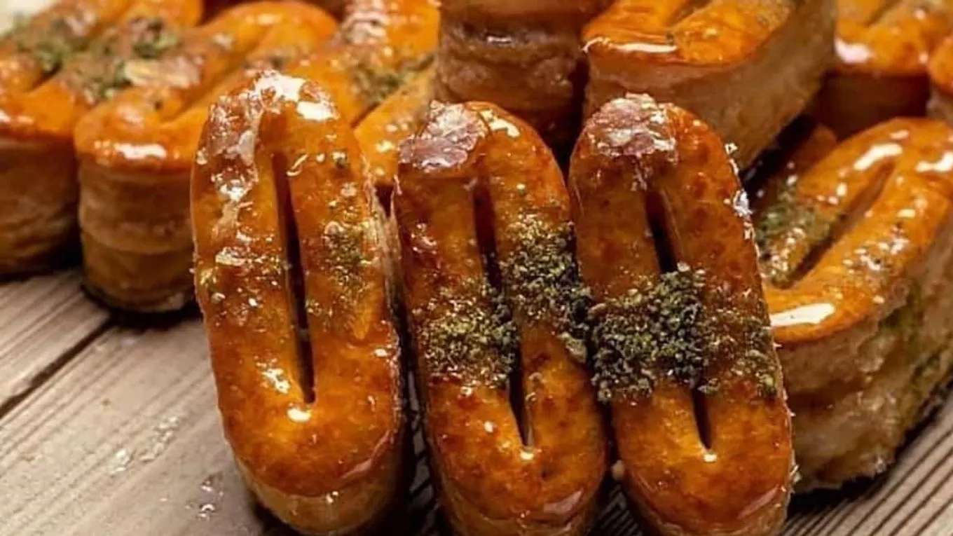 شیرینی سرای تک