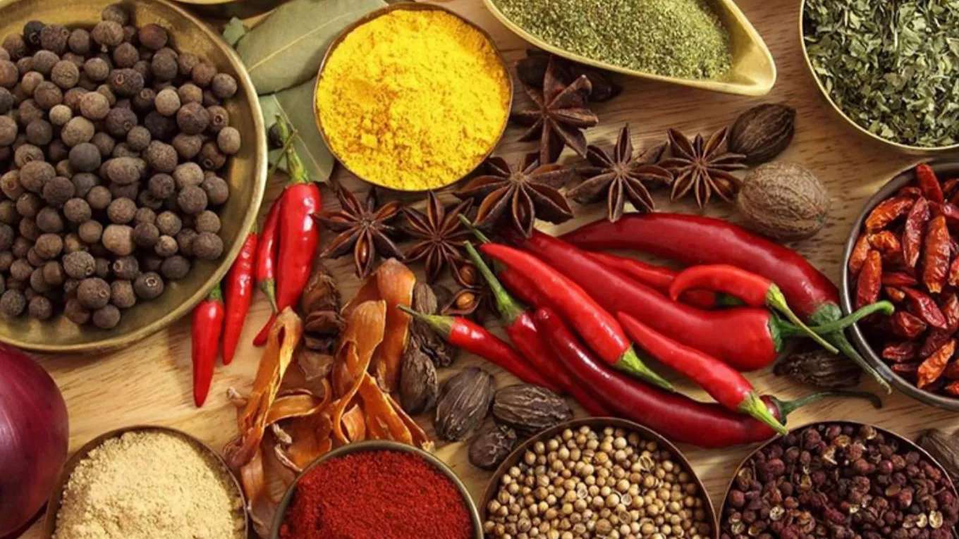 طحن وتوزيع بهارات سبزينه سهند