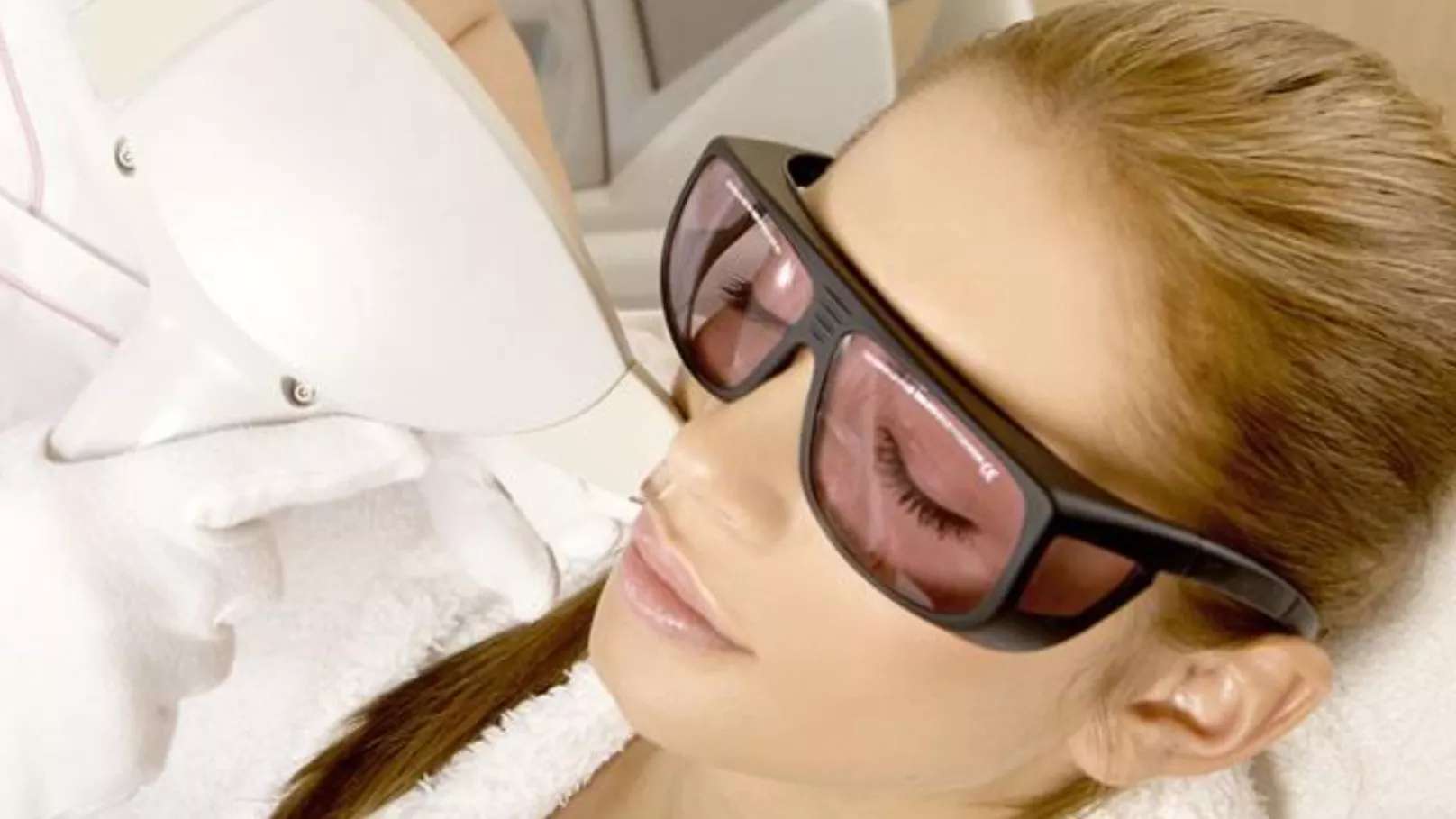 مرکز تخصصی لیزر نابلکس