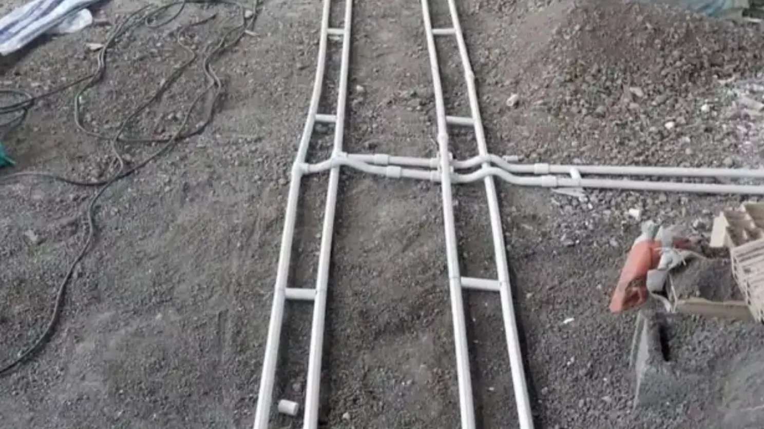 تاسیسات و لوله کشی آب