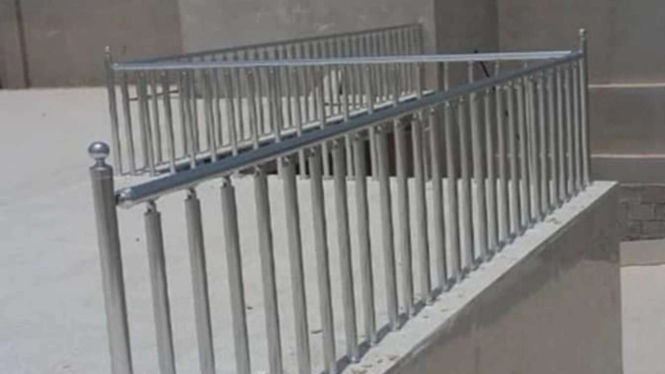 نرده و حفاظ استیل سازان
