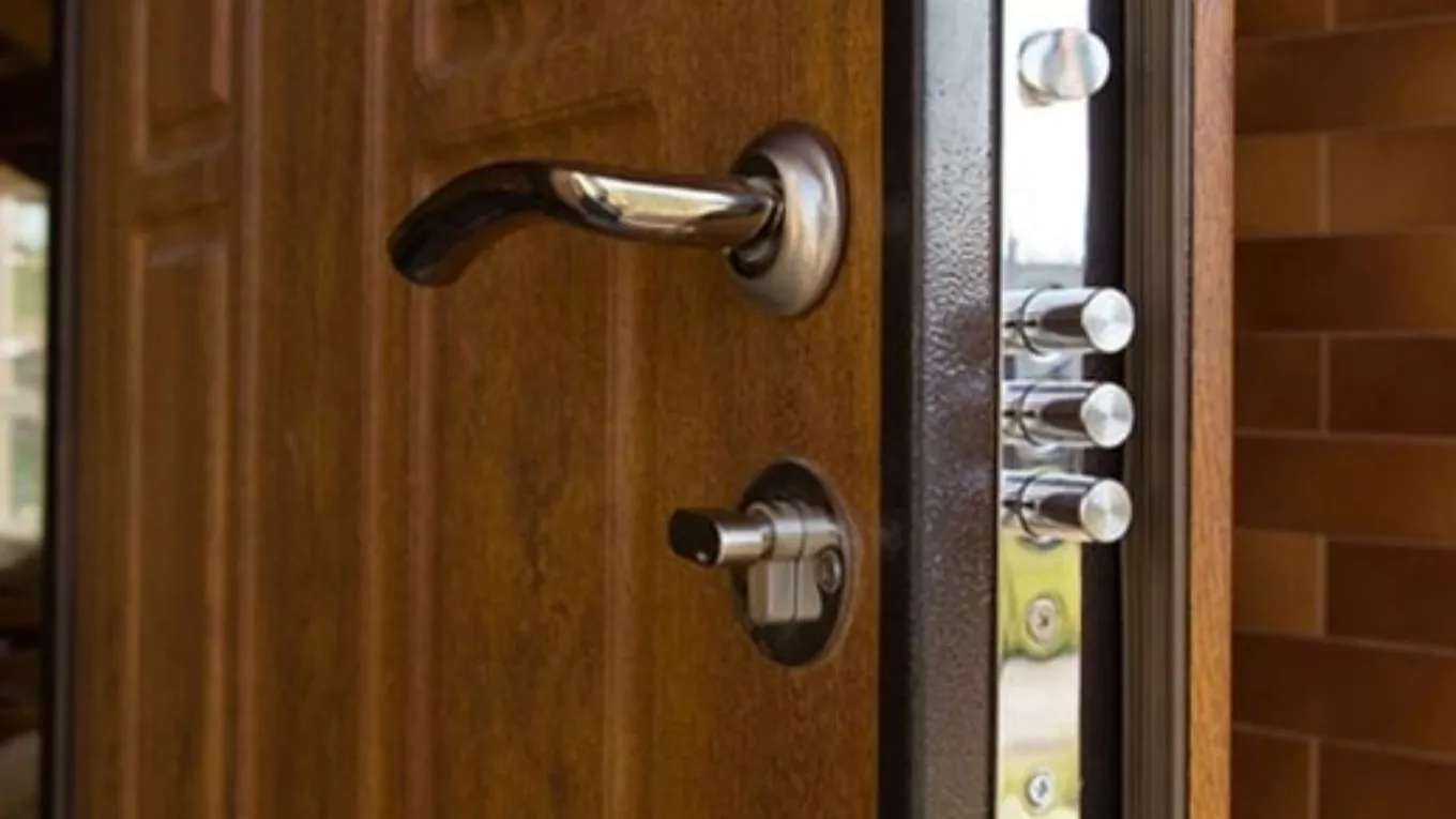 تجهیزات درب و کابینت نوری