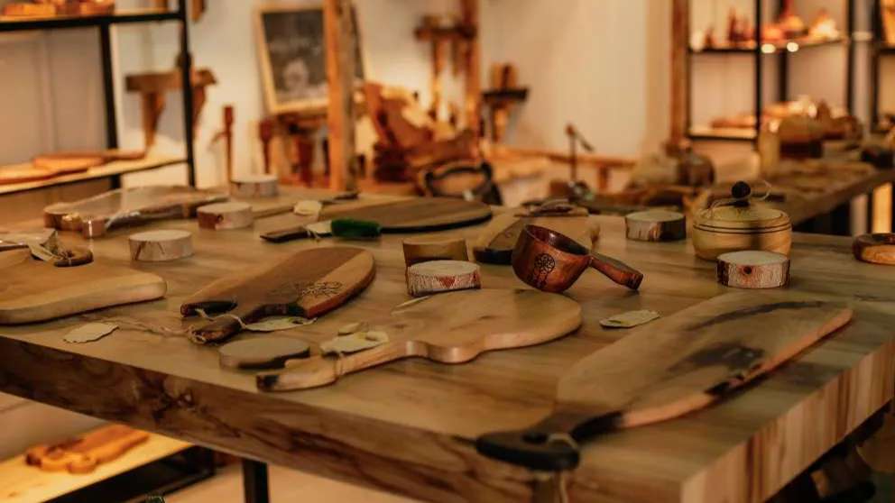 گروه صنعتی هنری درخت