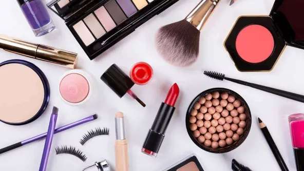 محصولات آرایشی شهرزیبایی گناوه