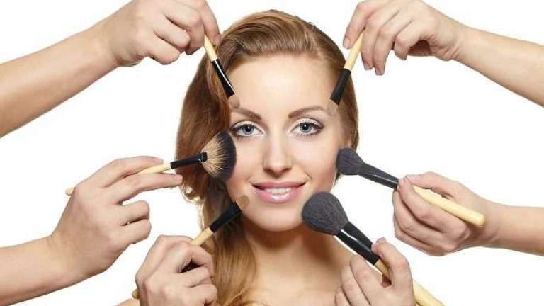 سالن زیبایی نیلوفر آبی