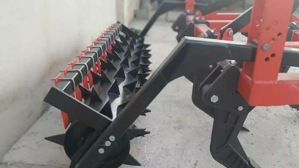 ماشین کشاورز پیرهادی