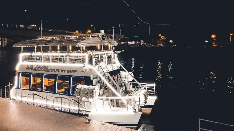 کشتی تفریحی و گردشگری مایا